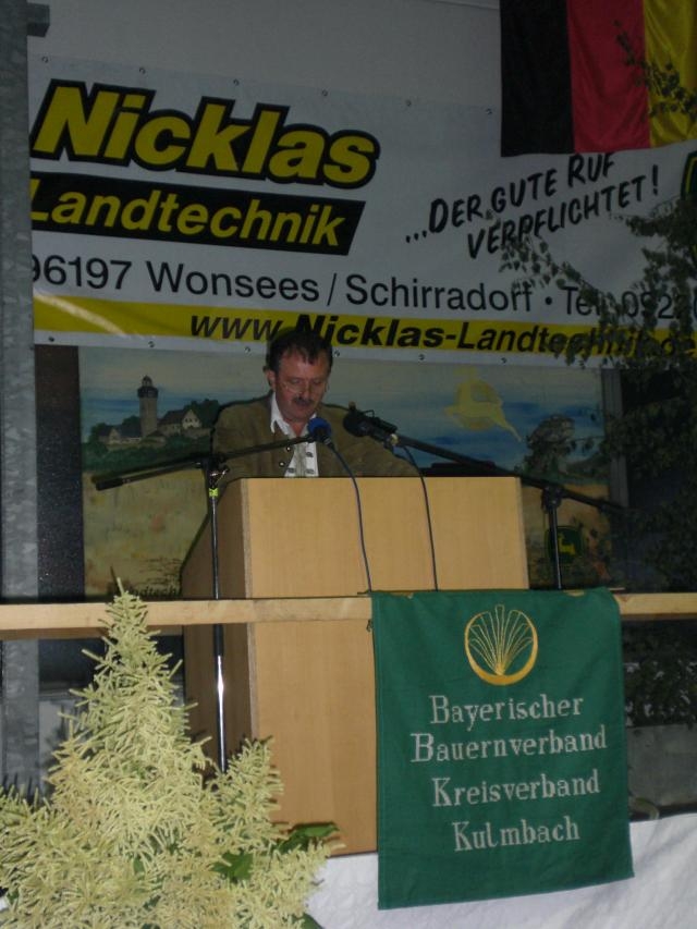 https://nicklas-landtechnik.de/cache/vs_Bauerntag 2011 _Feg7ubnvw.jpg